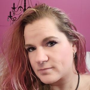 Meet your Posher, Heather o.